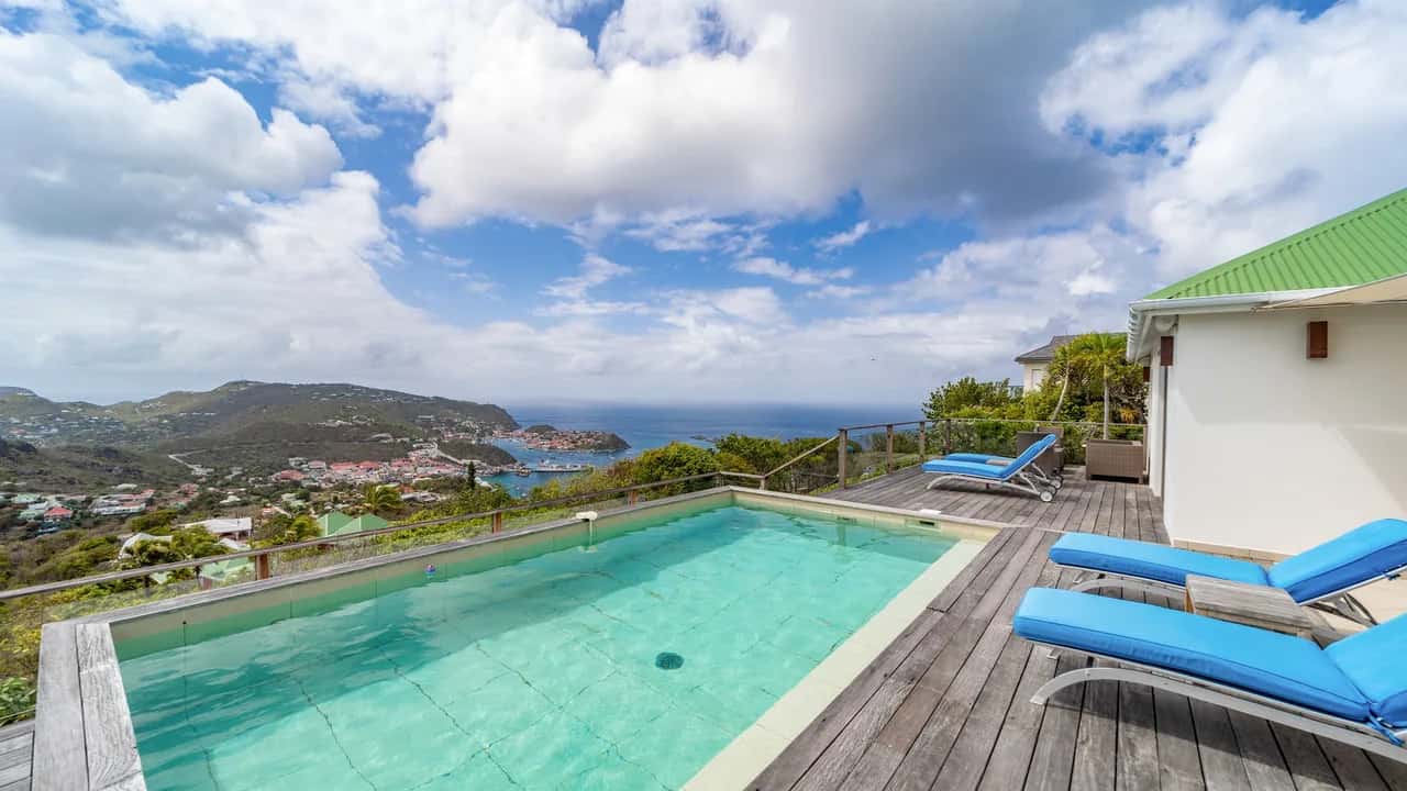 Enchanting Caribbean Ocean Villa With Views
