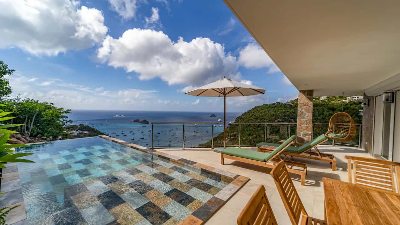 Superb Sea Views Villa with Amazing Amenities