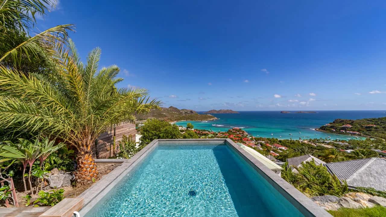 Charming Villa with a Fantastic Ocean View