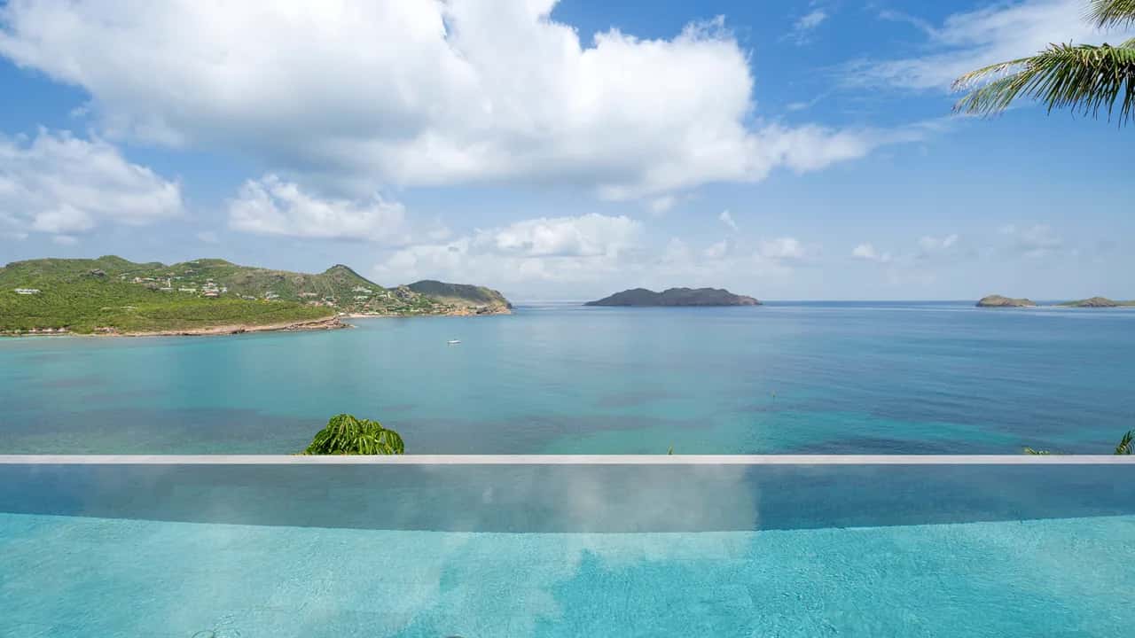 St-Jean Villa with Heated Infinity Pool