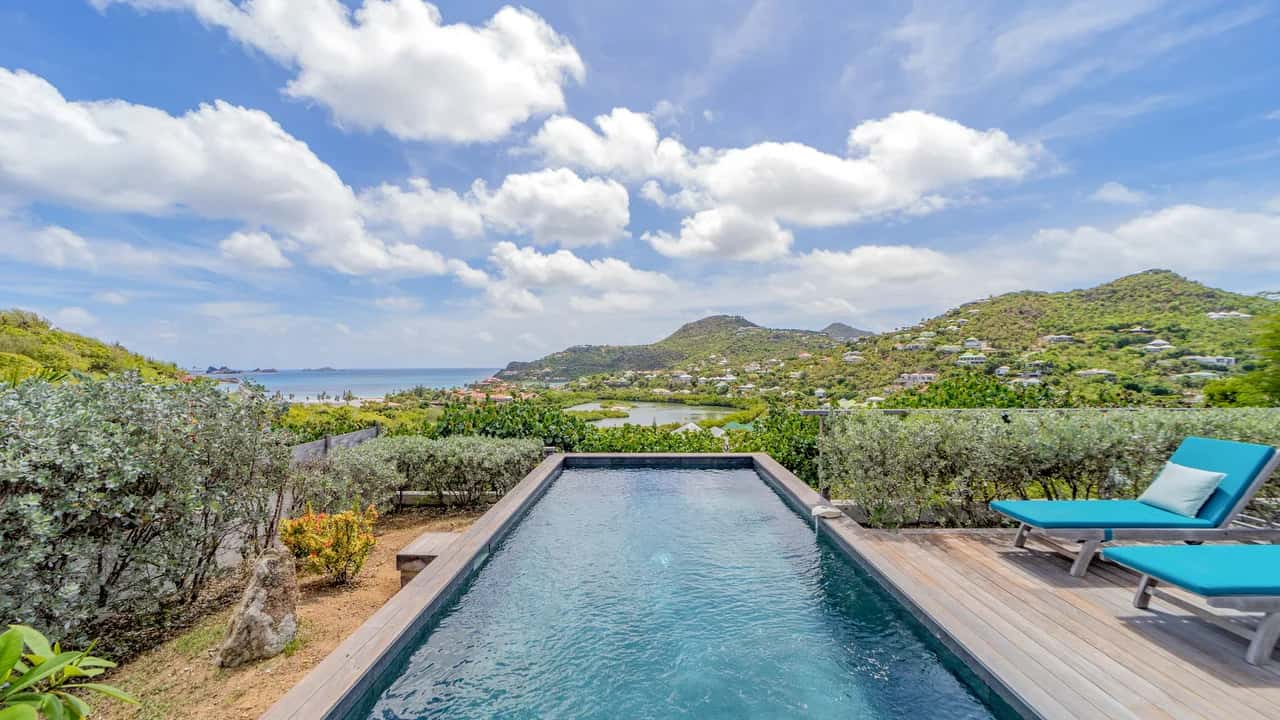 Single-Story Villa with Private Pool in St-Jean