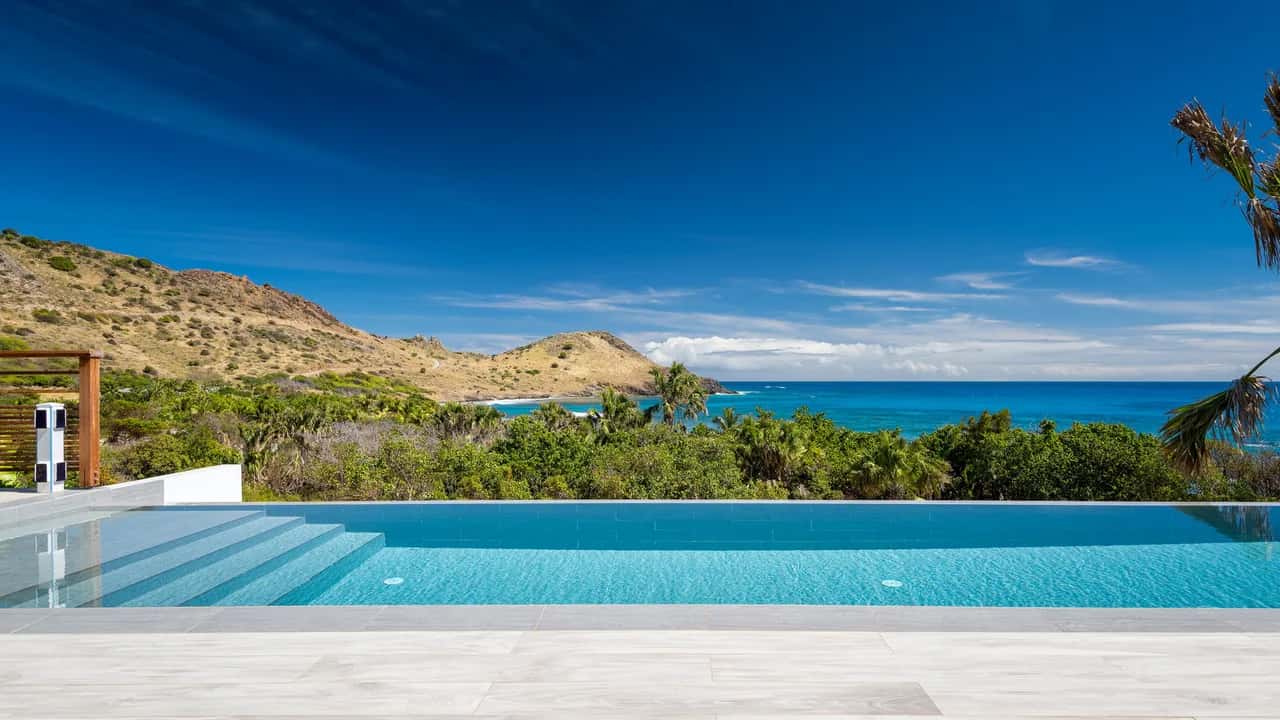 Villa Blown By The Tropical Glow Of The Caribbean