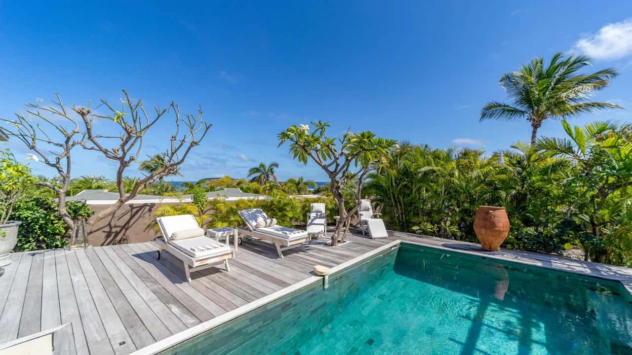 Serene 1BVilla where Romance Meets Tropical Beauty