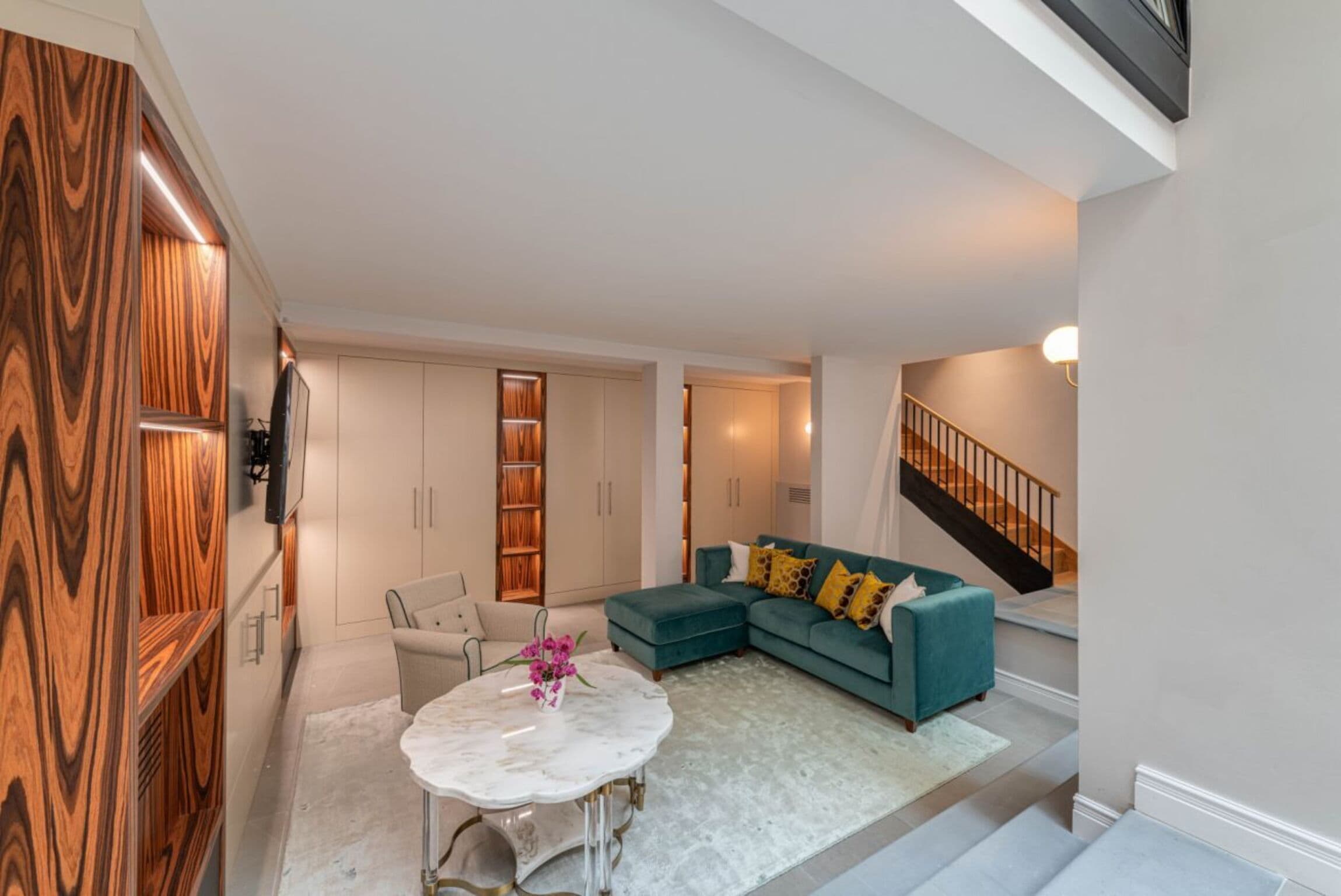Elegant Three Bedroom Penthouse in Florence, Foto 4
