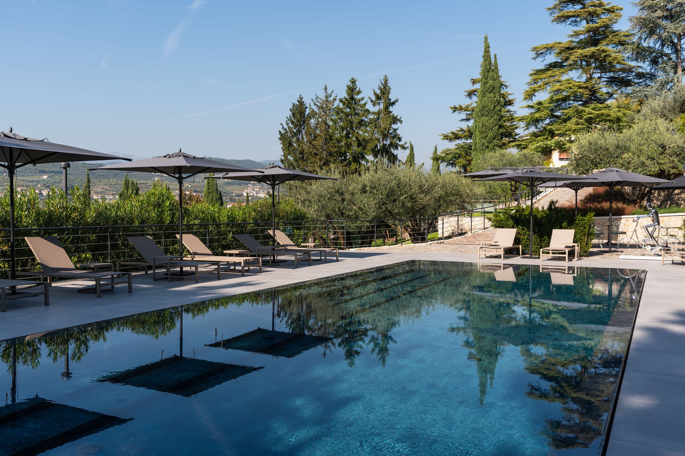 Balcony Pool Villa in Arbizzano, Veneto, Italy, foto 3