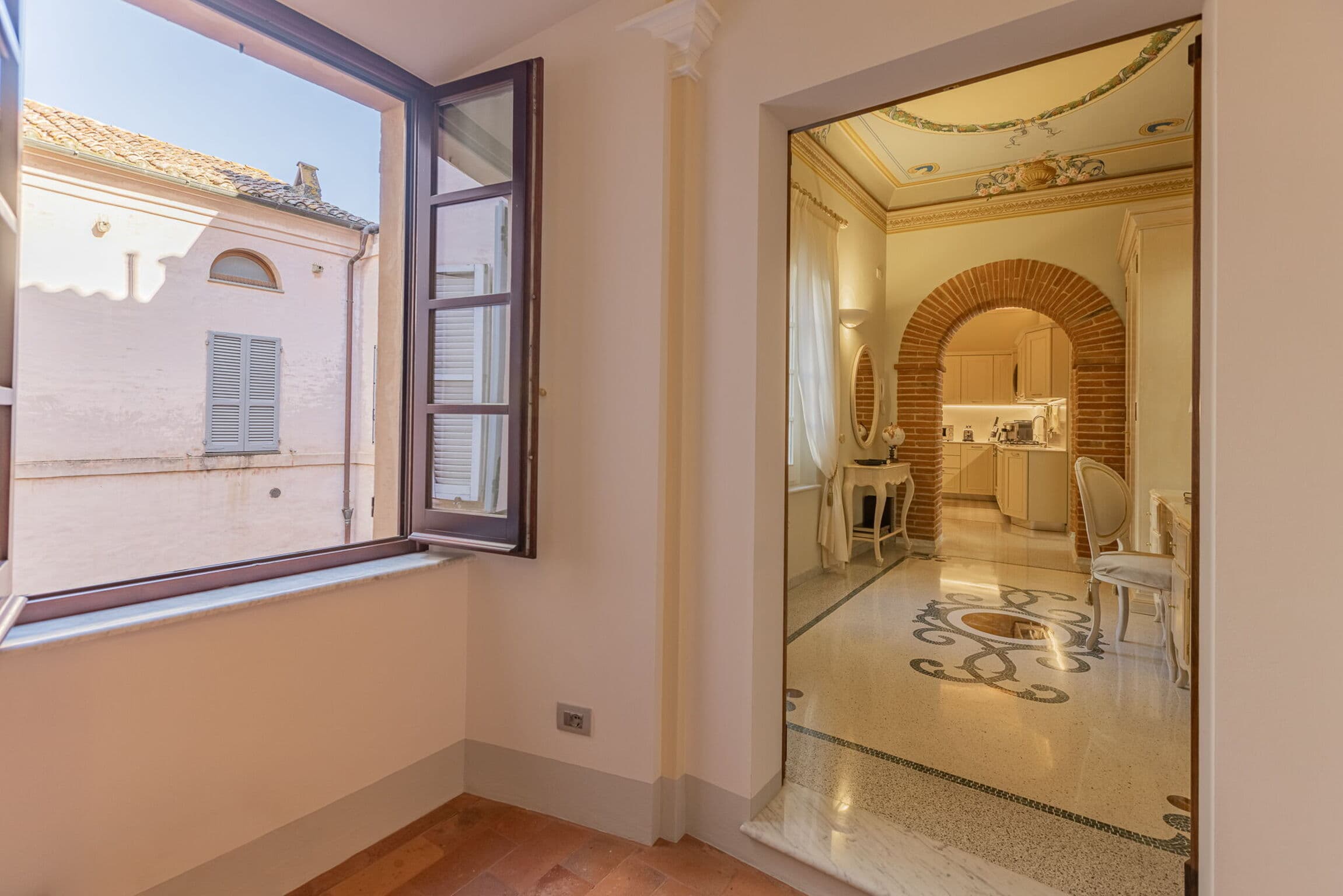 Charming Two Bedroom Apartment in Citta Della Pieve, Foto 3