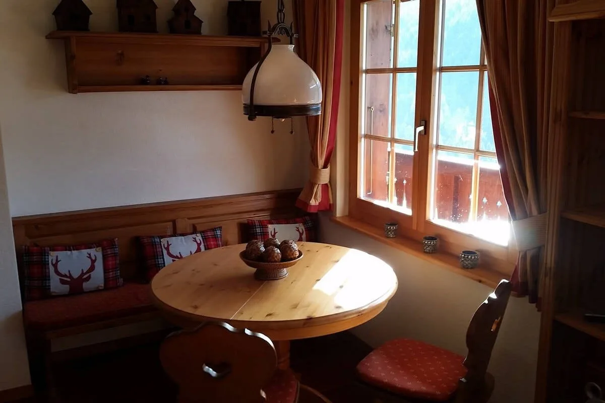 Sunshine View quiet flat - Gstaad photo 3