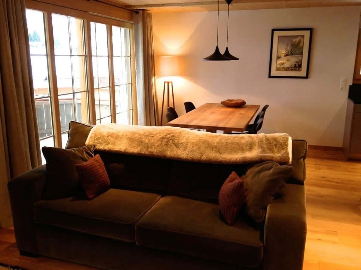 Cozy 3 BR Flat with great views to the Eiger North