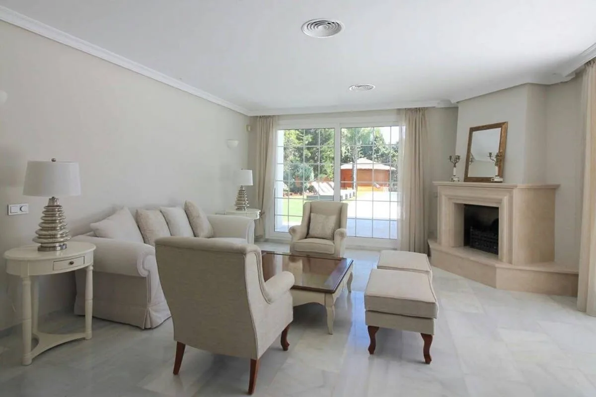 CHIC Spanish Villa pool & spa next to golf cours photo 4