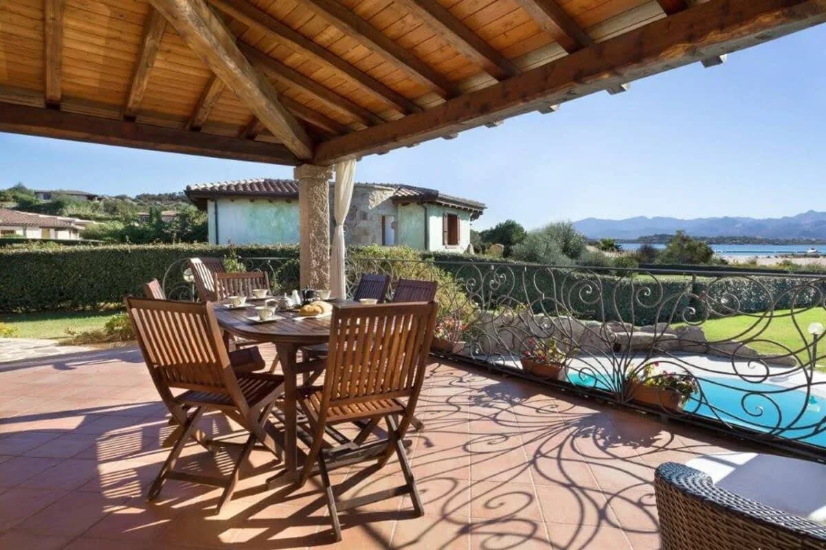 Stunning Villa with a Lovely Sea View photo 4