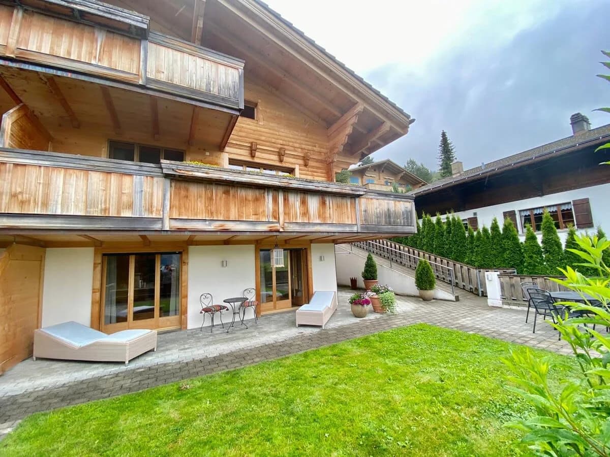 Bright Rays Chalet with Phenomenal Views of the Mountains photo 2