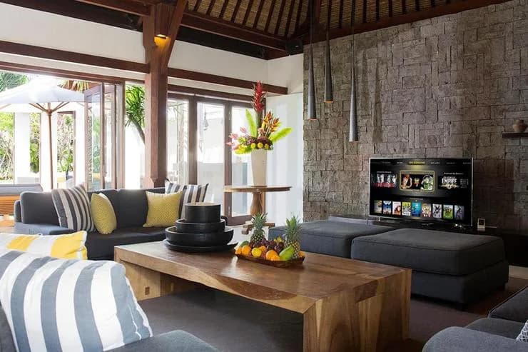 Gorgeous 6 BR Villa photo 5