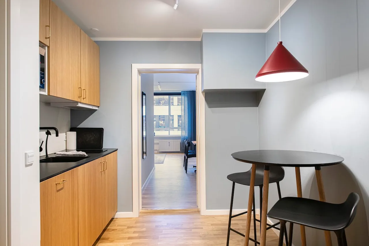 The Lakes 1BR by Daniel & Jacob's photo 5