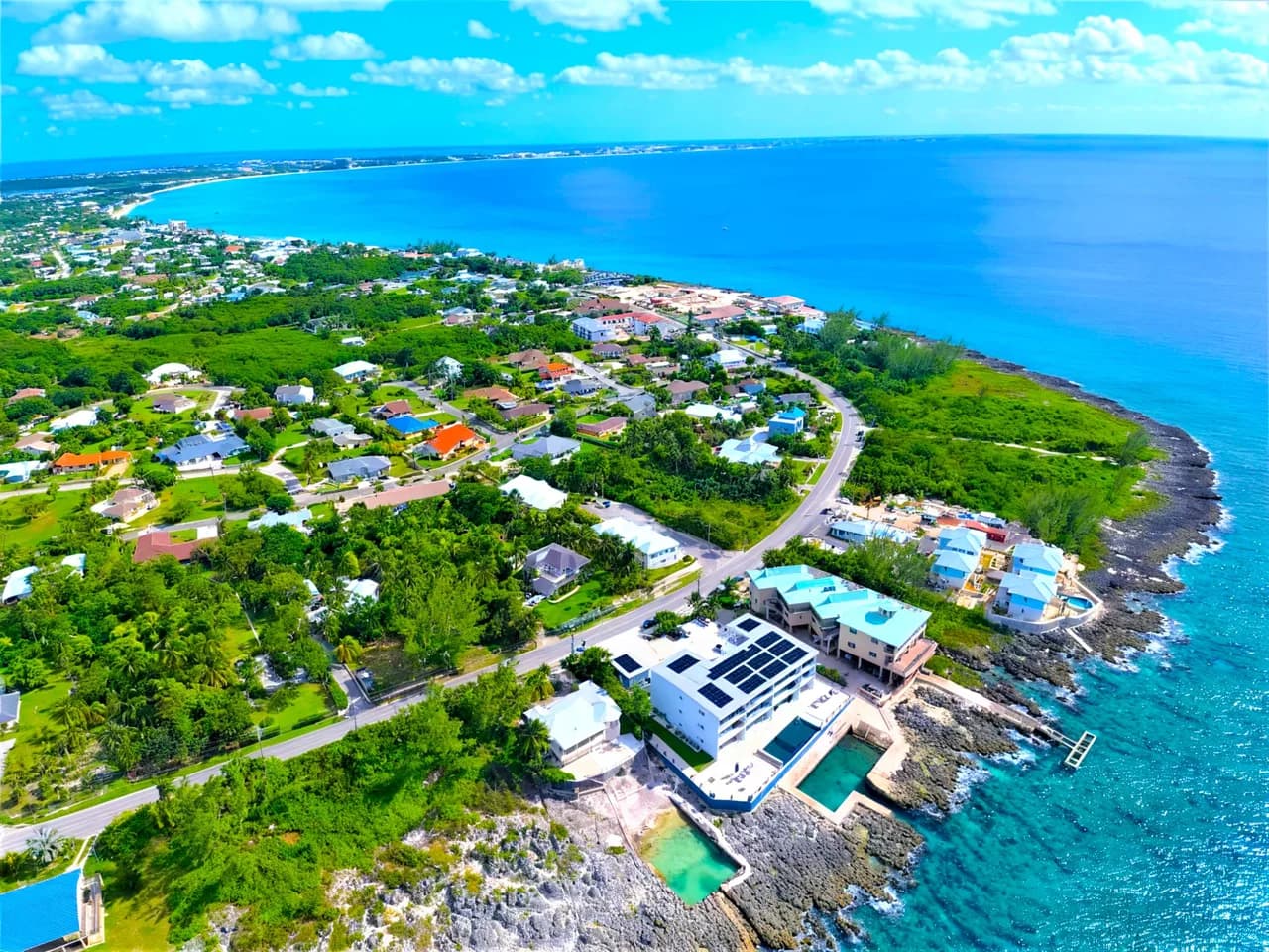 1-Zimmer Penthouse-Oceanfront Condo mit Infinity-Pool, Foto 2