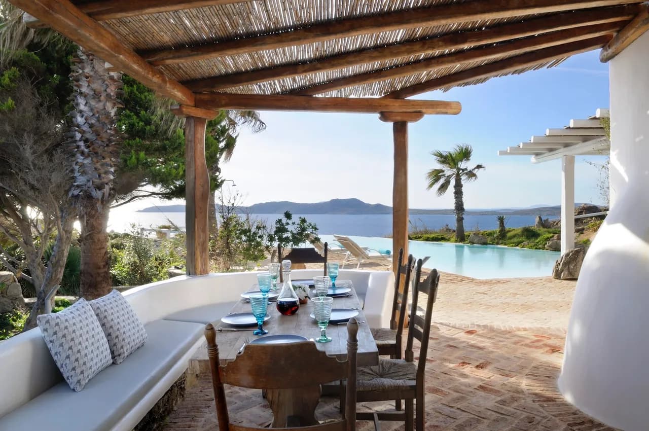 Seafront villa with a magnificent sunset view photo 3