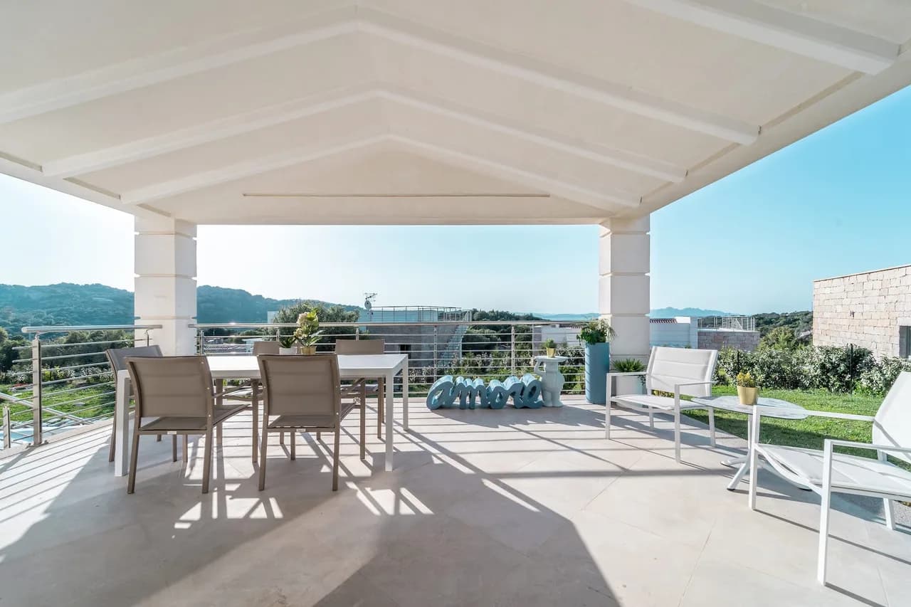 Villa con Vista al Mar y Mezcla de Arquitectura Moderna y Tradicional, foto 4