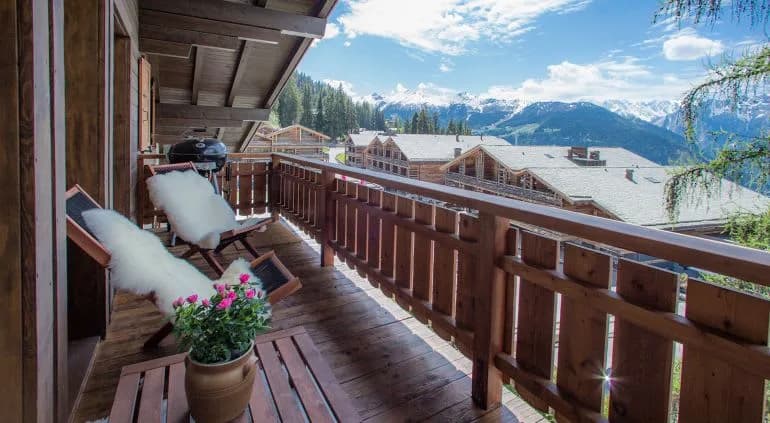 PENTHOUSE ÉPOUSTOUFLANT SKI-IN SKI-OUT