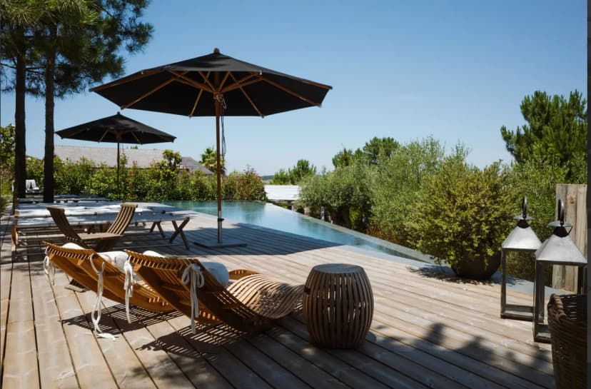 Stylish Villa Designed With Modern Sophistication