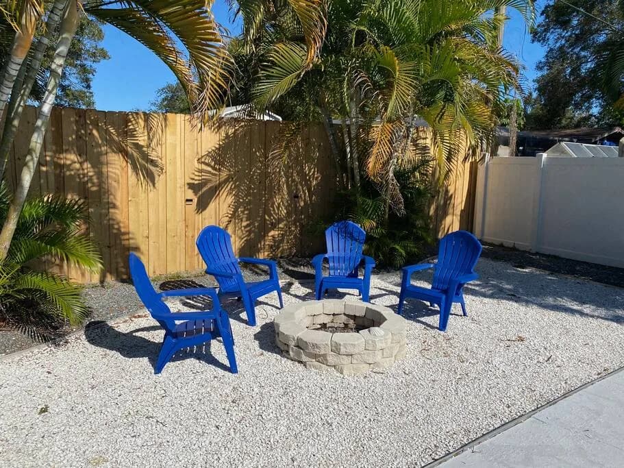 Pet-Friendly House with Heated Pool in Tampa Bay Area, foto 3