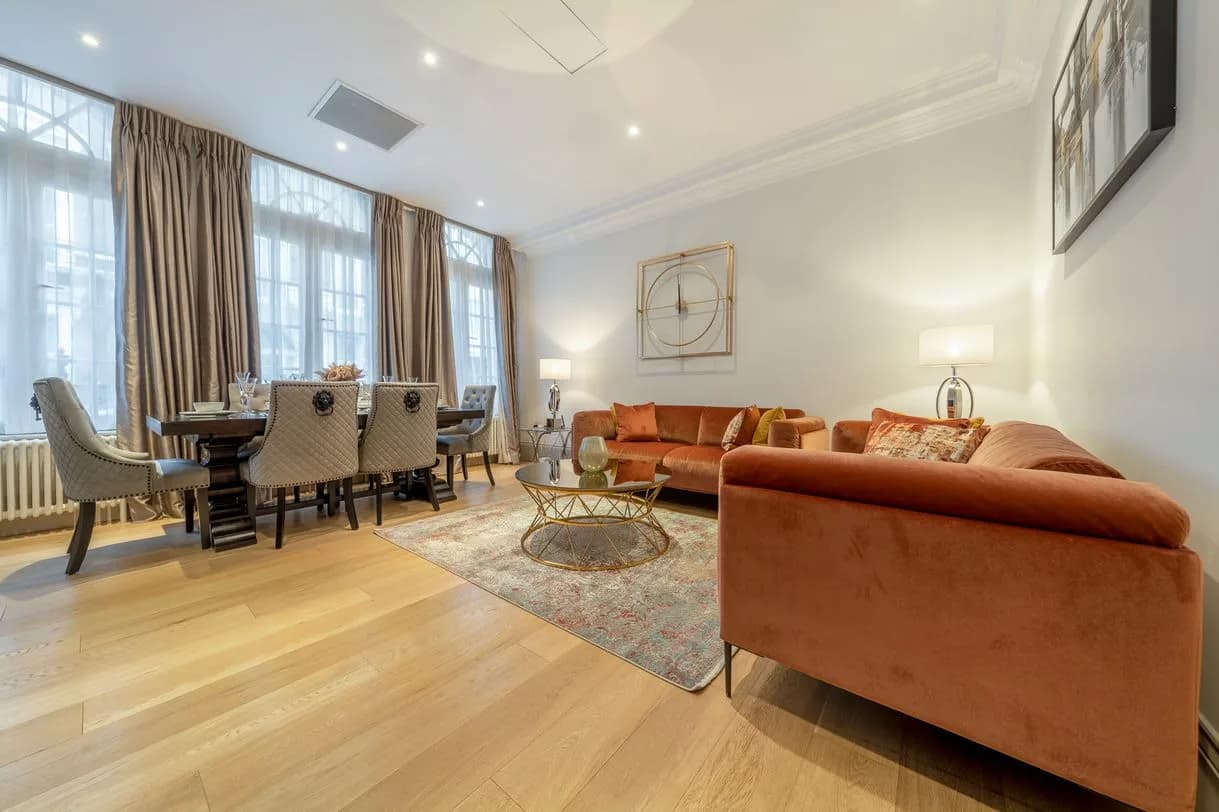Élégant Appartement Quatre Chambres à Londres, photo 2