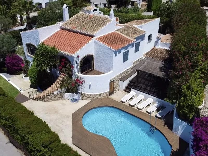 Tranquil Family Villa in Xàbia