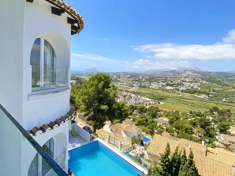 Villa en bord de mer avec piscine à Moraira, photo 3