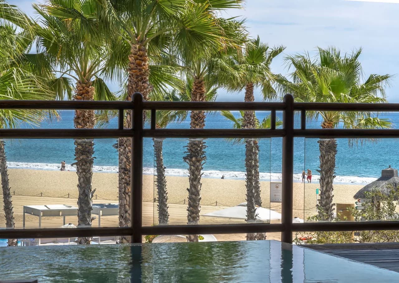 Extraordinary Villa  With Pool And 2 Jacuzzis photo 5