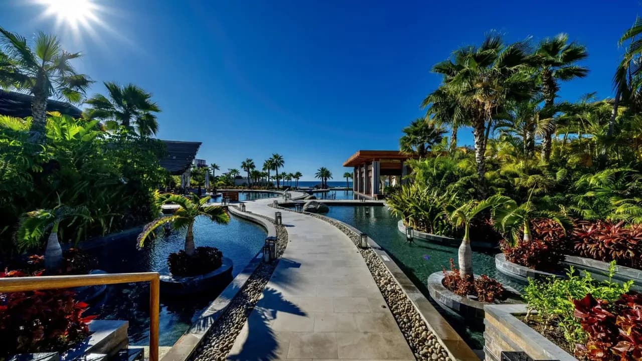 Luxurious 2BR Retreat with Plunge Pool, foto 5