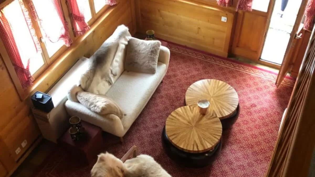 Super Cute and Cozy Chalet in the Village Center photo 2