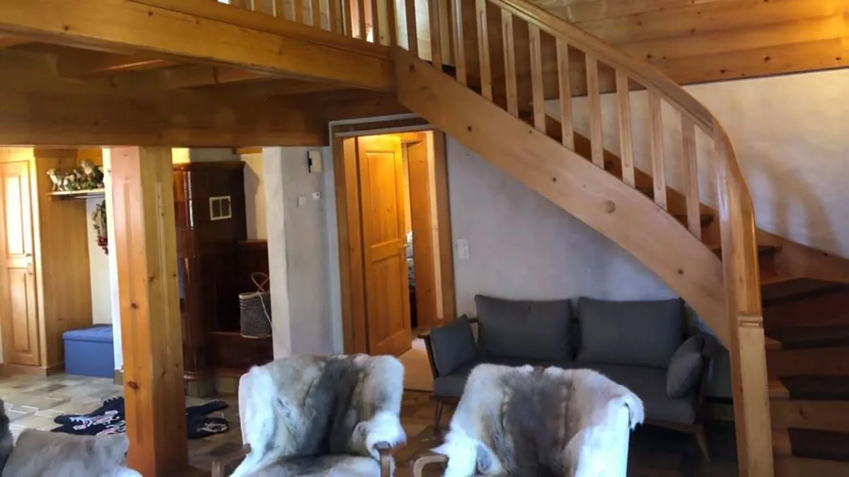 Super Cute and Cozy Chalet in the Village Center photo 5
