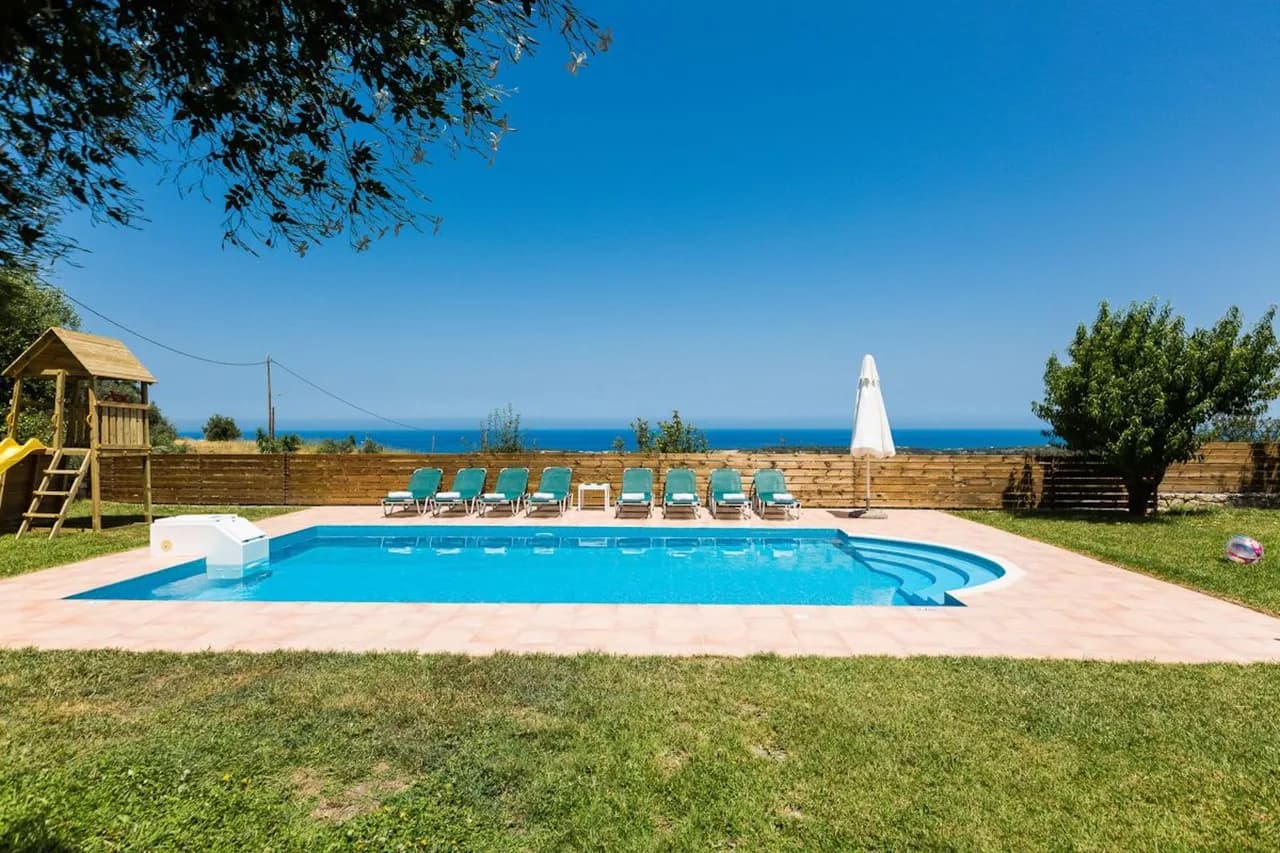 Luxueuse oasis méditerranéenne avec piscine, photo 5