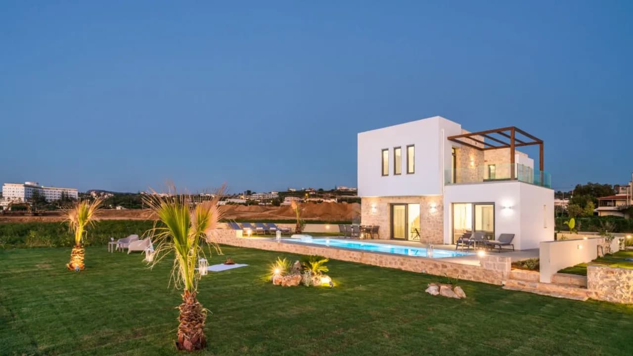 ALL-NEW MODERN DESIGN 3BR BEACHFRONT CRETAN VILLA, foto 4