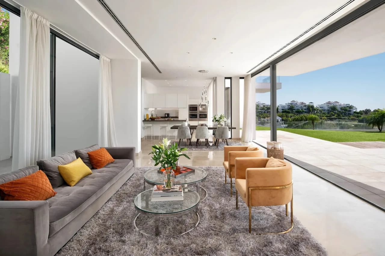 Modern Oceanview Oasis in Golf Valley photo 2
