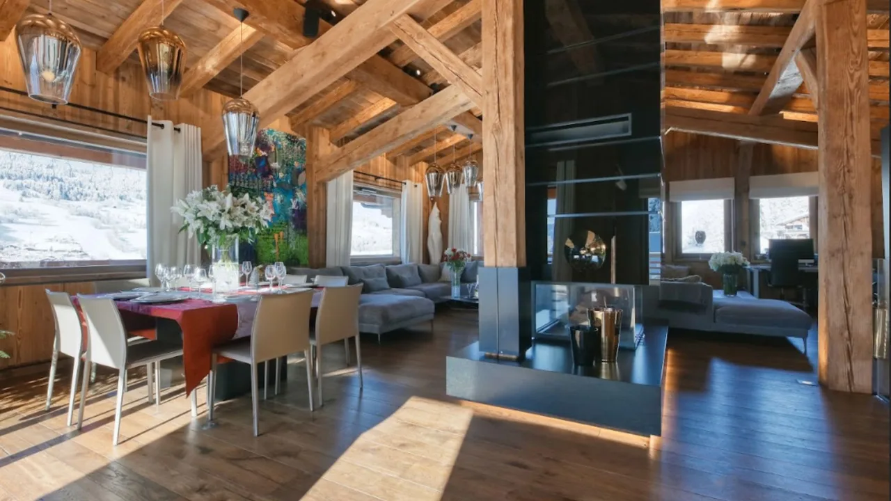 EXCEPTIONAL 4BR CHALET WITH PICTURESQUE VIEW, foto 3
