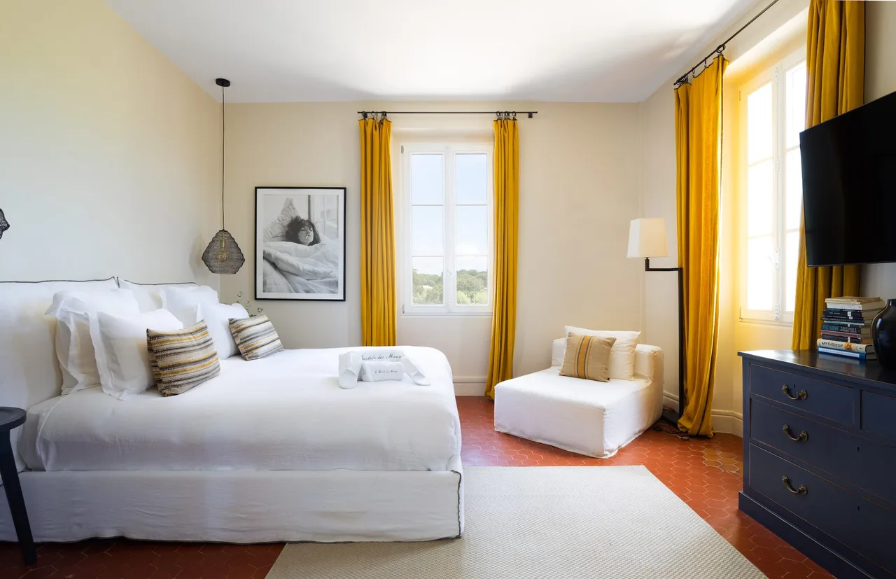 Chic Villa Located In A Vineyard In Ramatuelle photo 4
