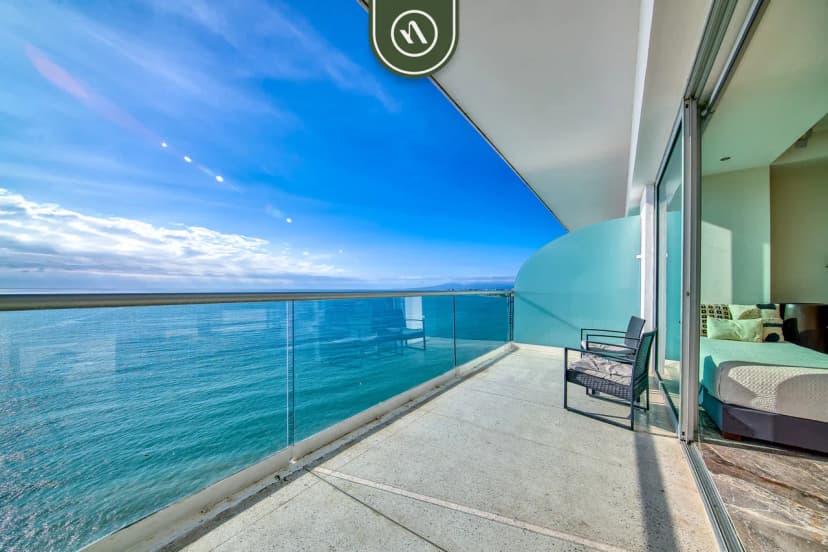 Beachview Luxury  3 BR Condo - Pools - Beach