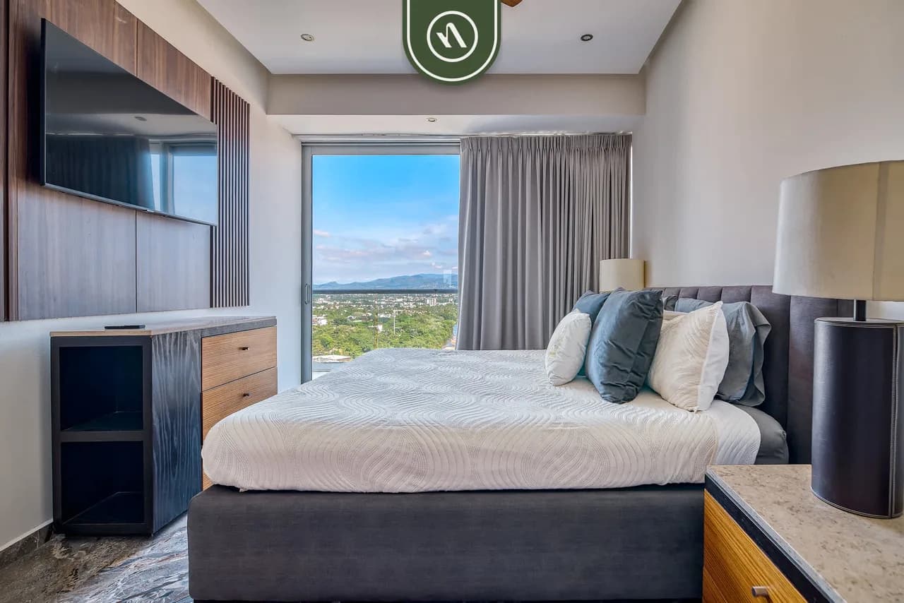 Beachview Luxury  3 BR Condo - Pools - Beach photo 5