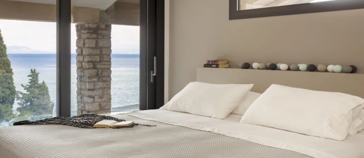 Beachfront Estate With Infinity Pool In Corfu photo 4