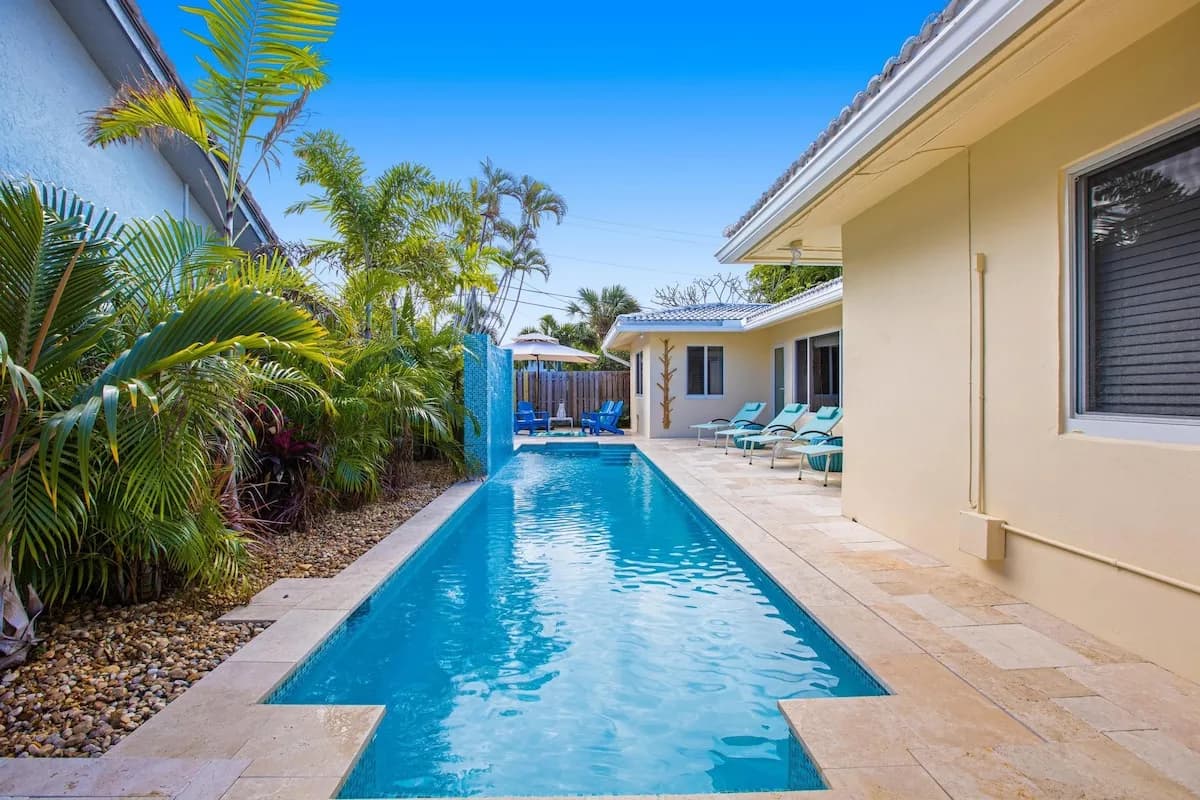 Beachfront House with Waterfall Pool in Fort Lauderdale, Foto 2