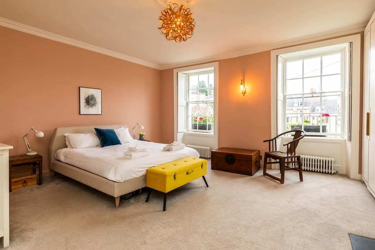 Elegant Georgian Townhouse with Garden in Bath, photo 2