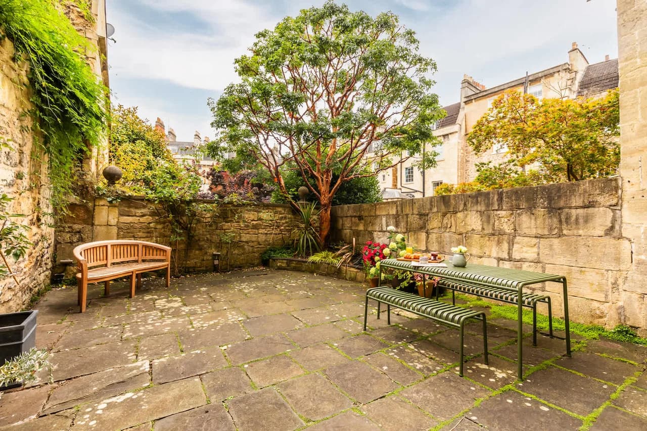 Elegant Georgian Townhouse with Garden in Bath, photo 4