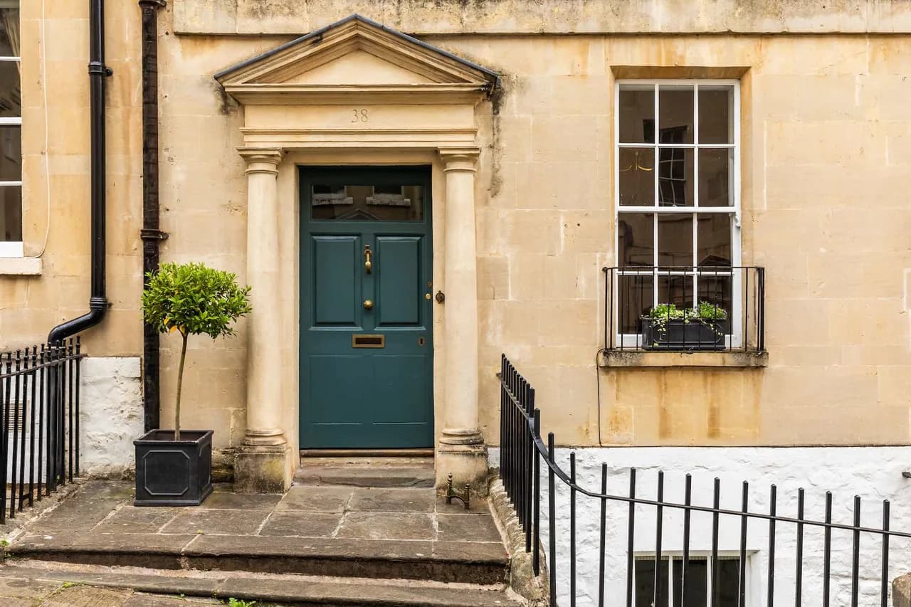 Elegant Georgian Townhouse with Garden in Bath, photo 5