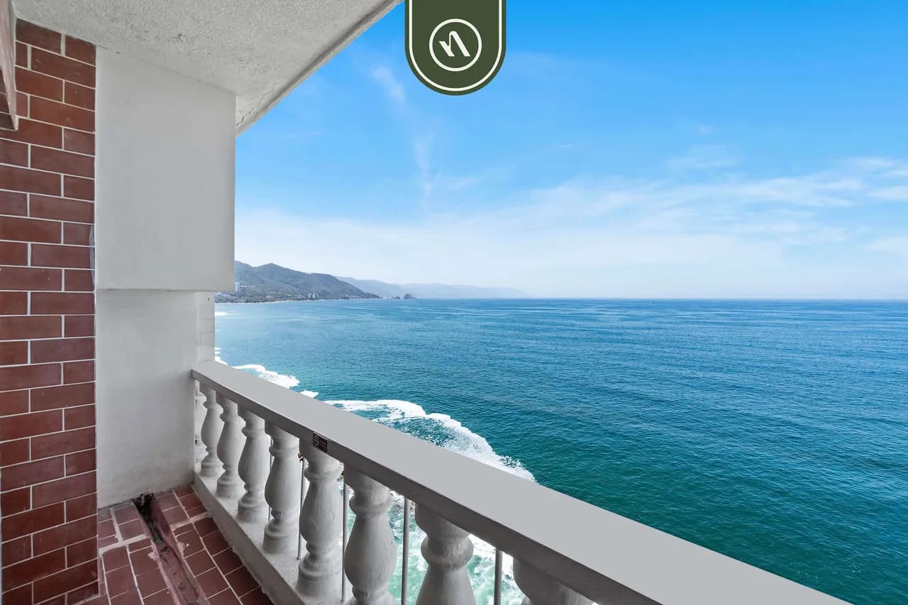 Peaceful Oceanview Studio - Pool - Daily Cleaning, foto 2
