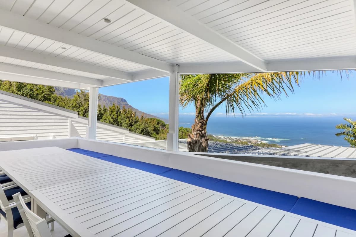 Two Views - 8 Bedroom Villa in Camps Bay & Hot Tub photo 5
