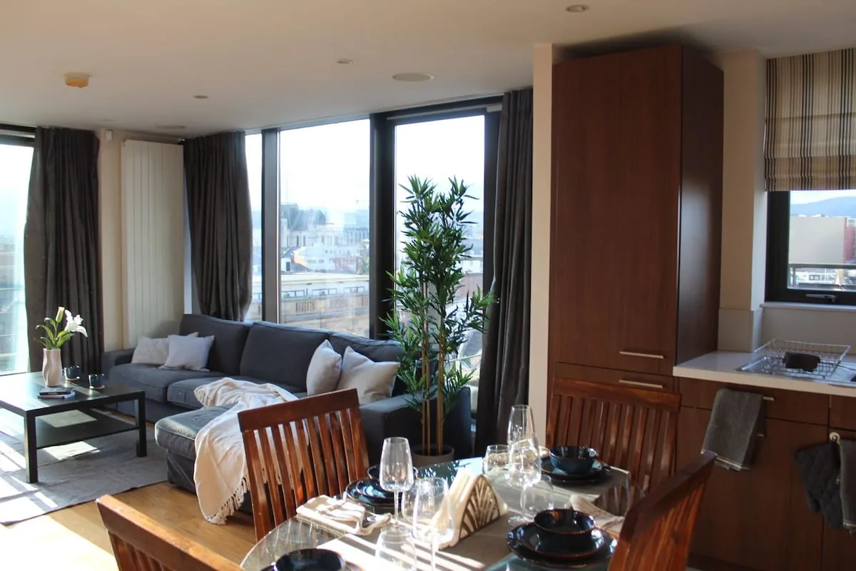 Custom House Square Penthouse photo 2