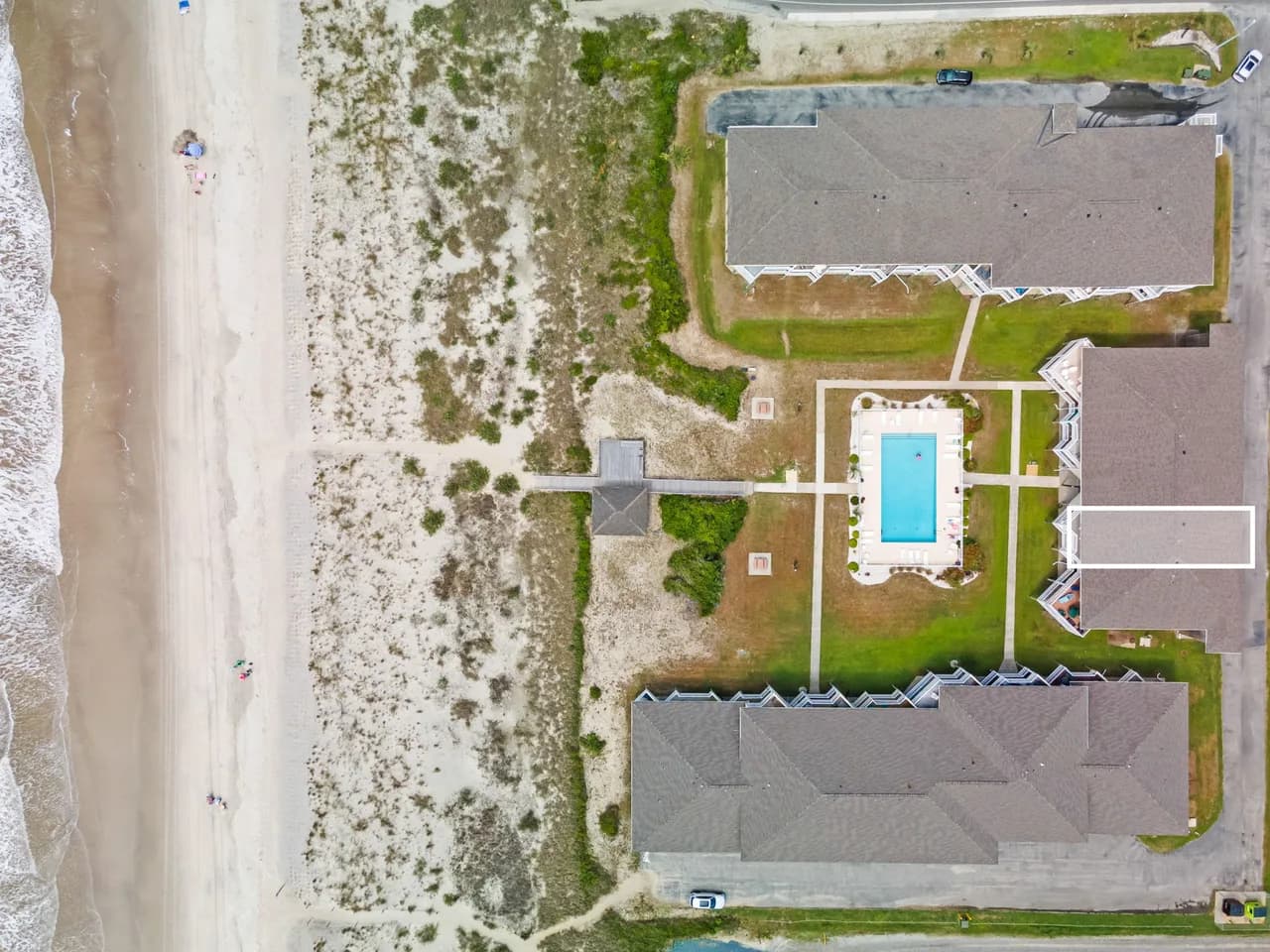 Southern Shores, Oak Island Oceanfront with Pool, Villa photo 5