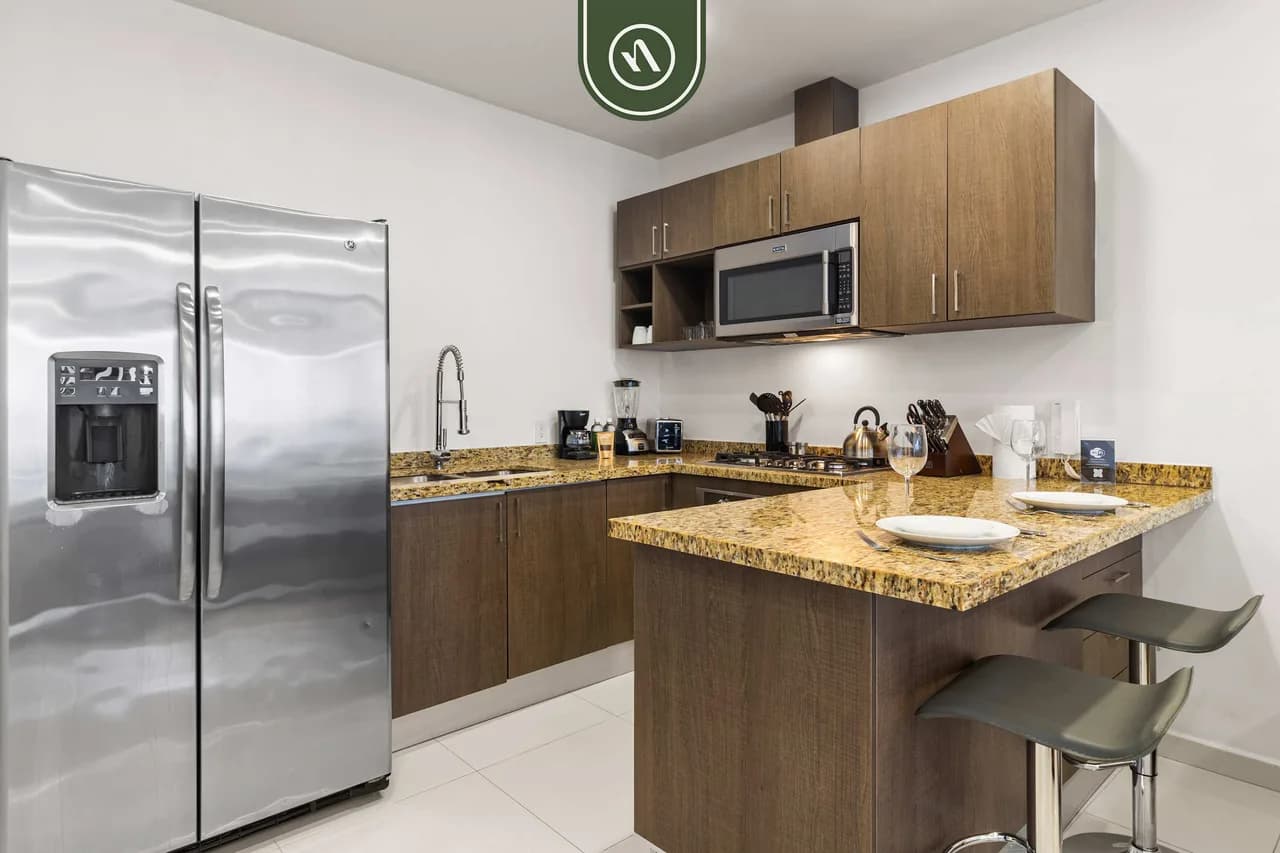 Centric 1 BR Condo with Gym – Amazing Rooftop Pool, foto 5