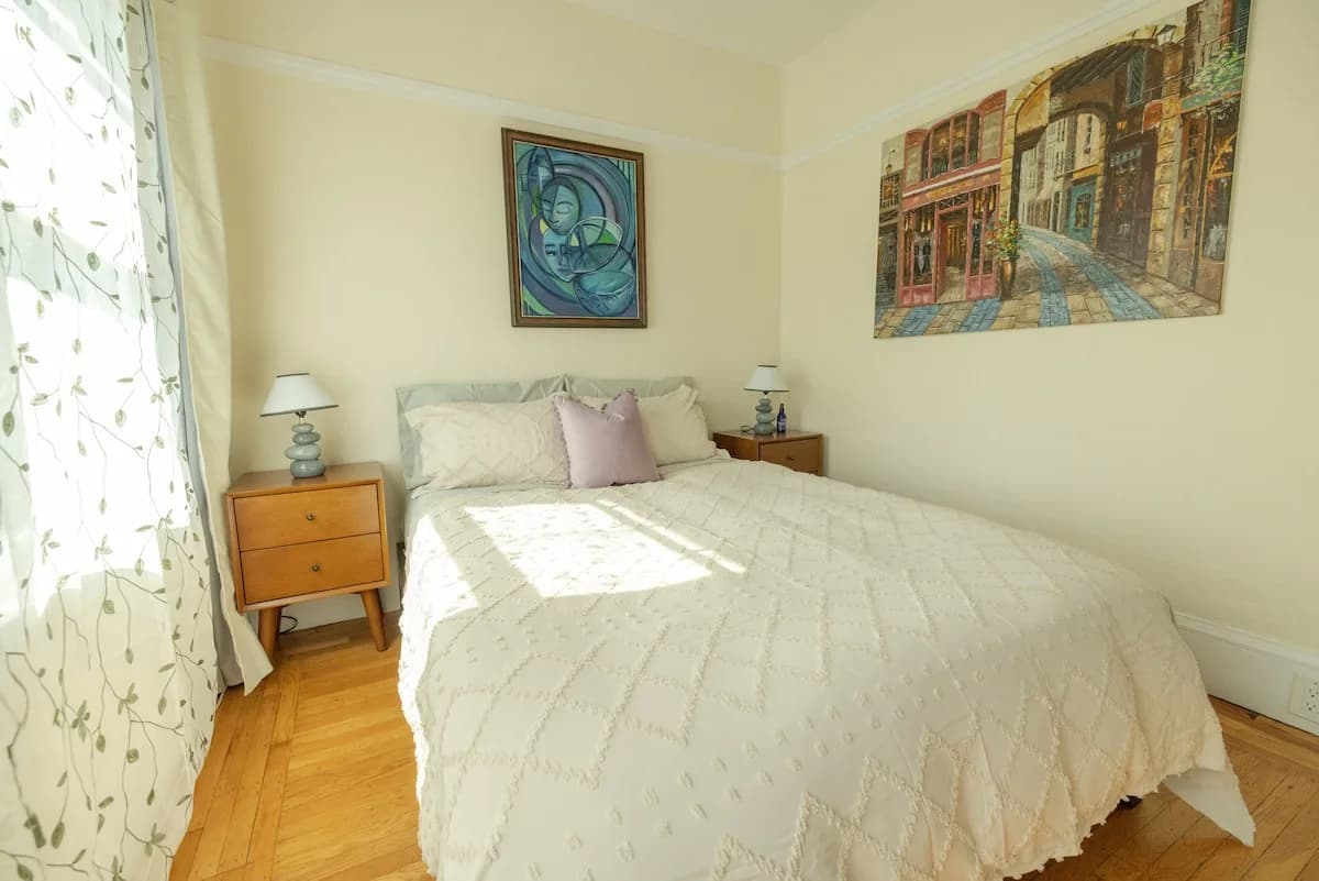 Charming Retreat with Hot Tub in San Francisco Bay, photo 4