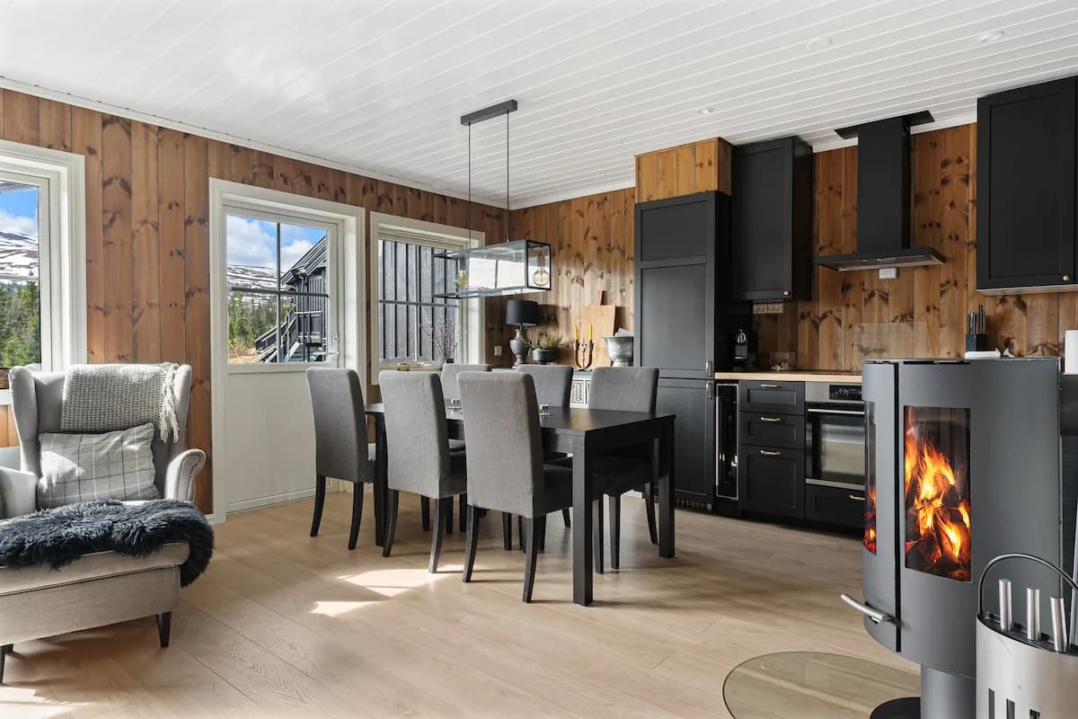 Stylish Mountain Cabin in Innlandet photo 2