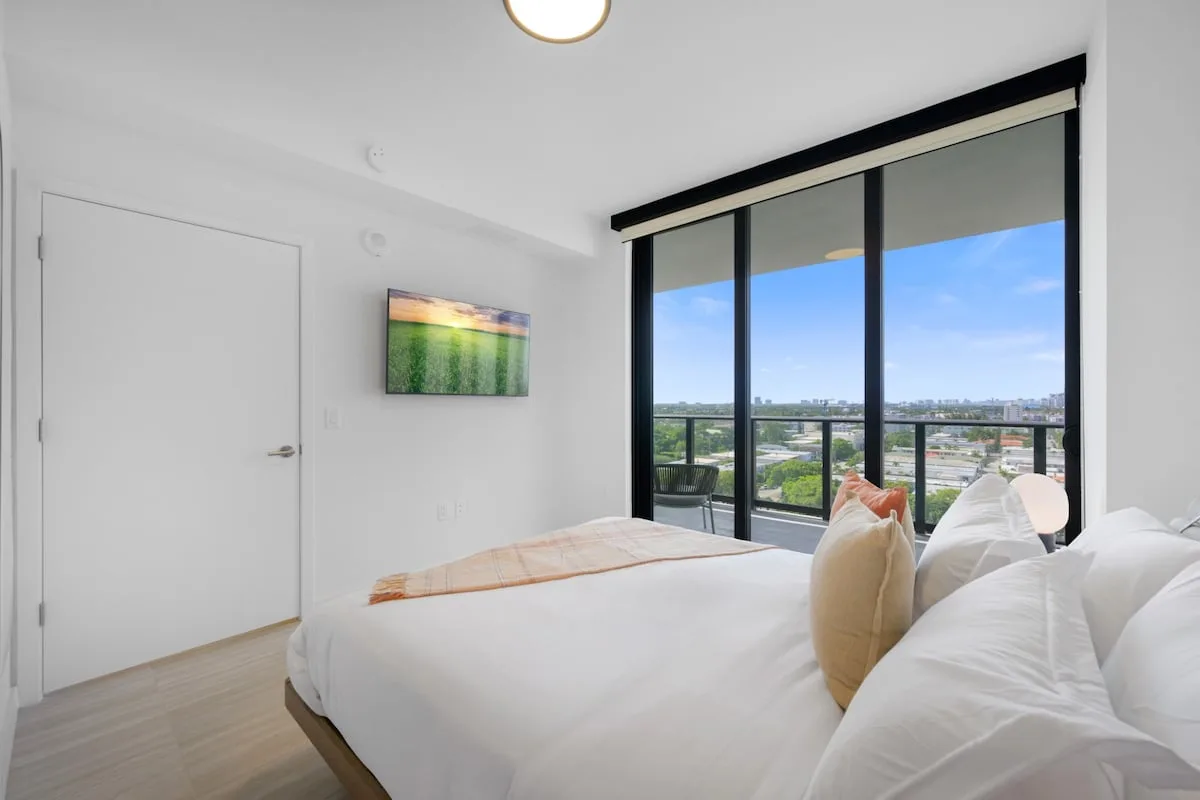 Modernes Küstenapartment in Miami Beach, Foto 5